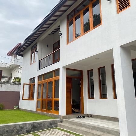 The Doctors Villa Ragama Экстерьер фото